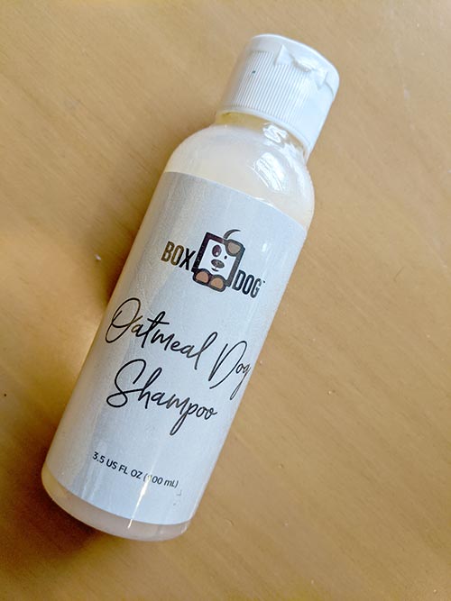 Oatmeal dog shampoo from BoxDog